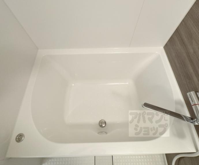 【ａｔｔｒｉｃｅ東堀川】間取