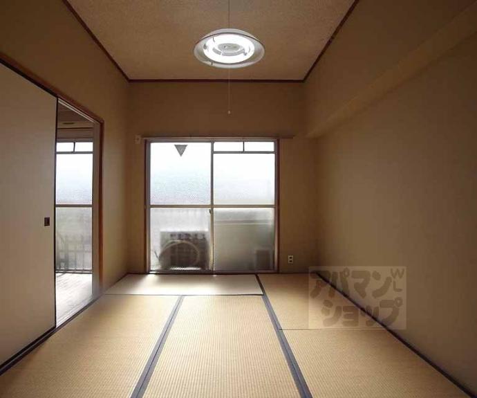 【足立ハイツ太秦】間取