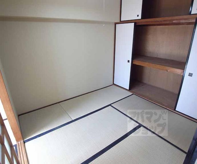 【足立ハイツ太秦】間取