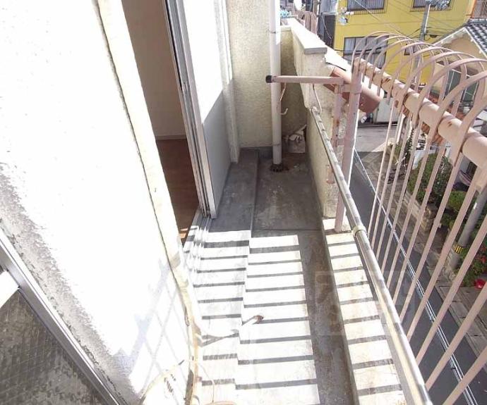 【足立ハイツ太秦】間取