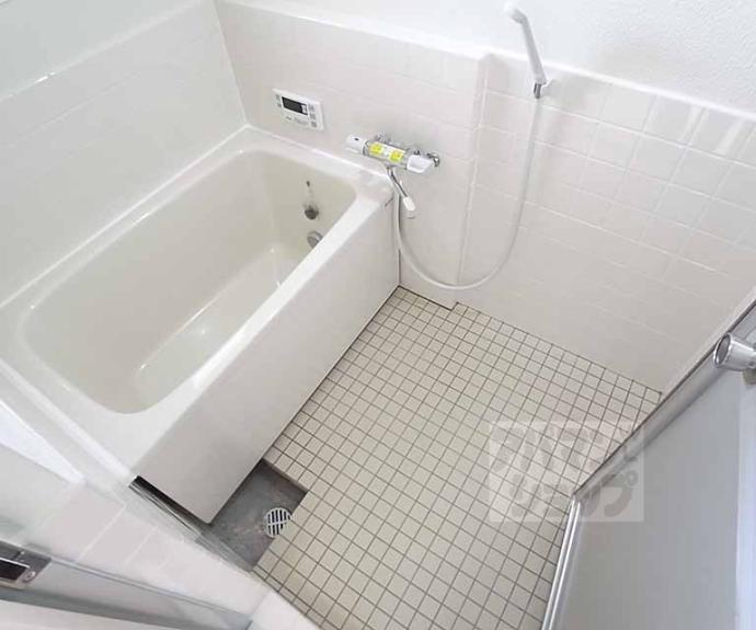 【メゾン嵯峨の道】間取