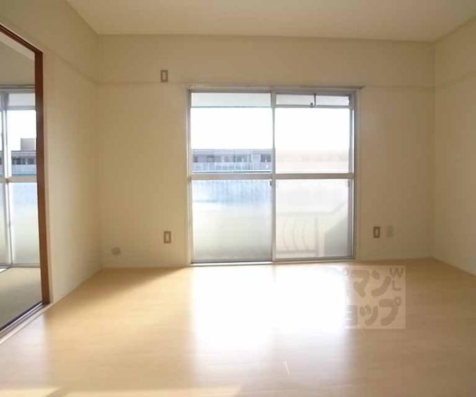 【メゾン嵯峨の道】間取