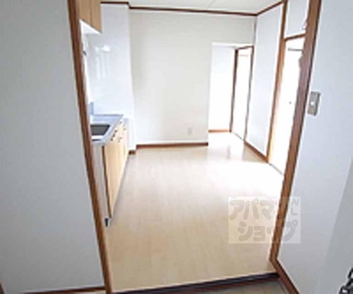 【メゾン嵯峨の道】間取