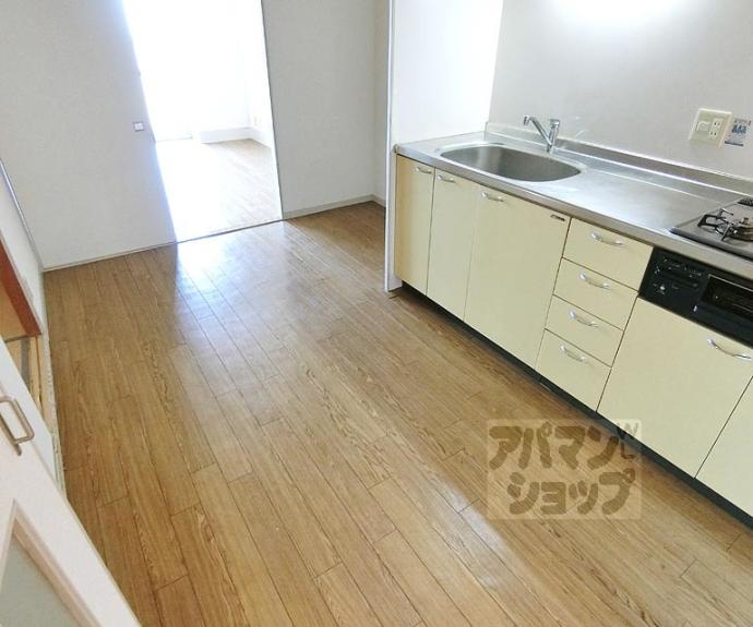 【ロイヤルコーポ】間取