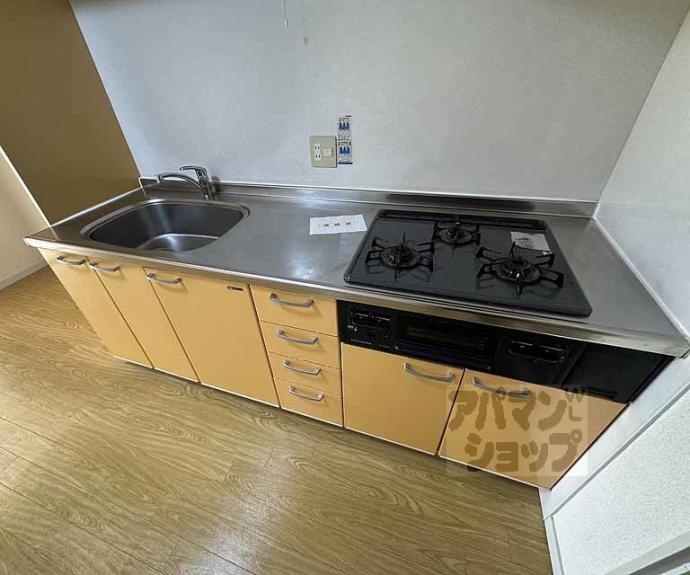 【ロイヤルコーポ】間取