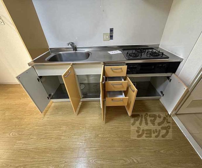 【ロイヤルコーポ】間取