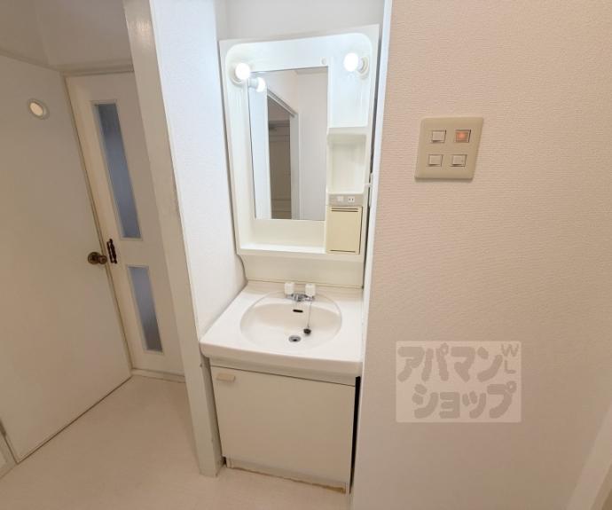 【ロイヤルコーポ】間取