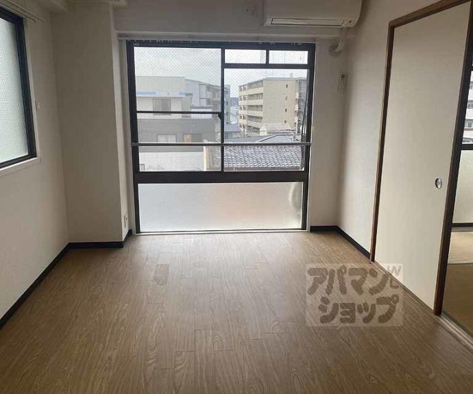 【サンバリエ太秦】間取