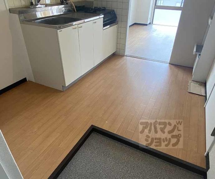 【サンバリエ太秦】間取