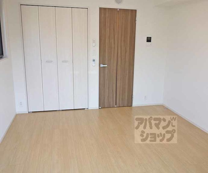 【エンティム上桂】間取