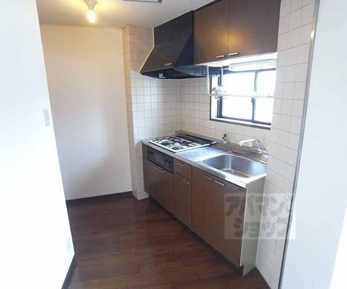 【アーバン四条梅ノ宮】間取