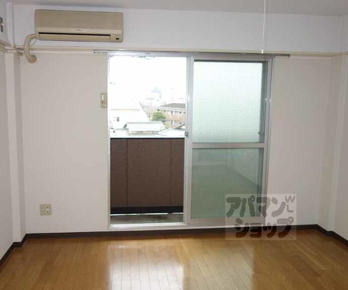 【コテージ大枝】間取