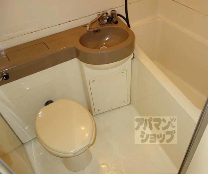 【コテージ大枝】間取