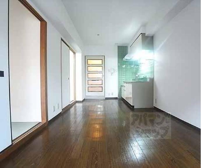 【エバグリーン】間取