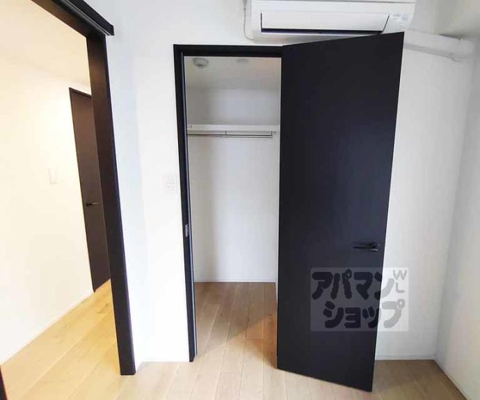 【グランレブリー二条城東】間取