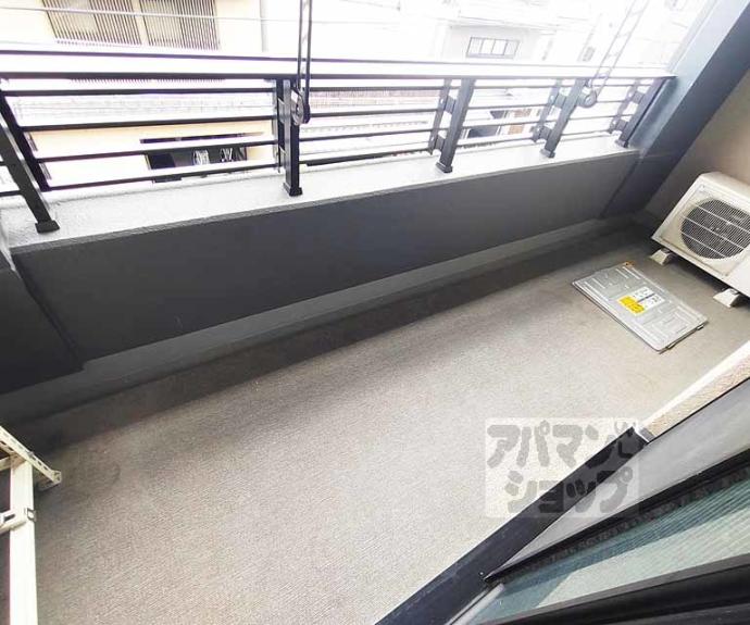 【グランレブリー二条城東】間取