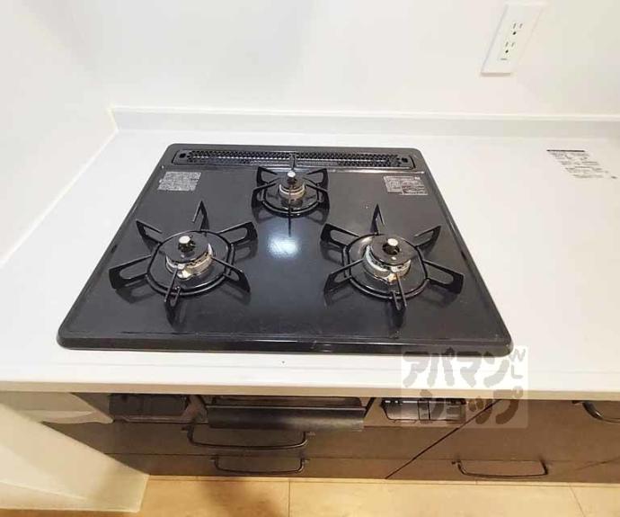 【グランレブリー二条城東】間取