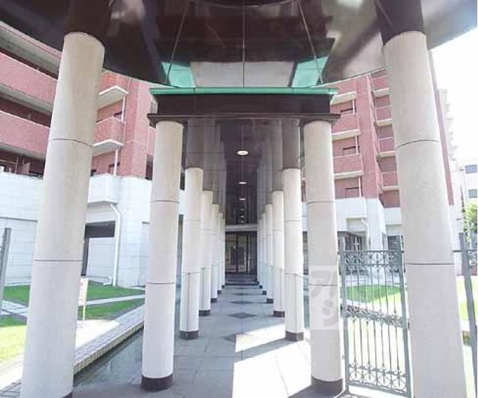 【デ・リード&サンヴェール桂川東】間取