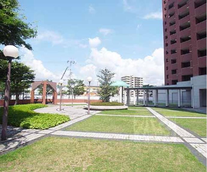 【デ・リード&サンヴェール桂川東】間取