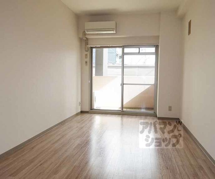 【フレーヴァー西京極】間取