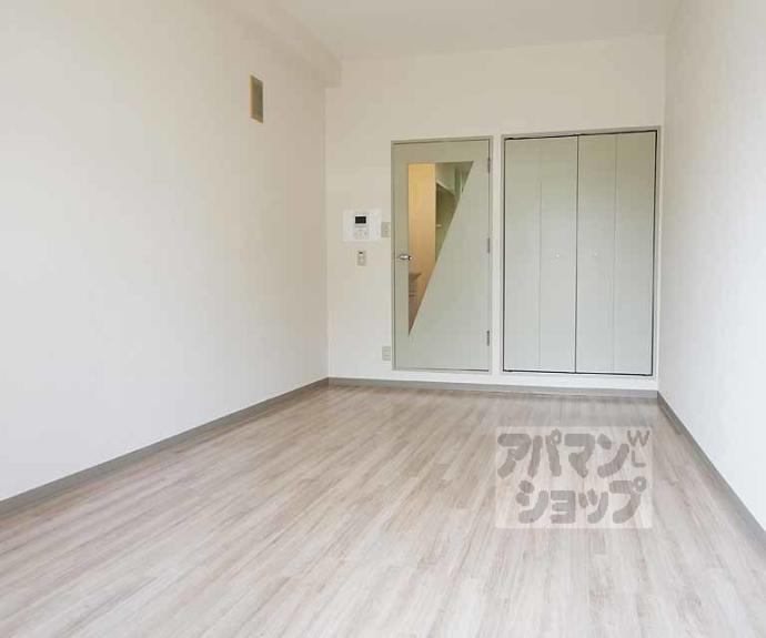 【フレーヴァー西京極】間取