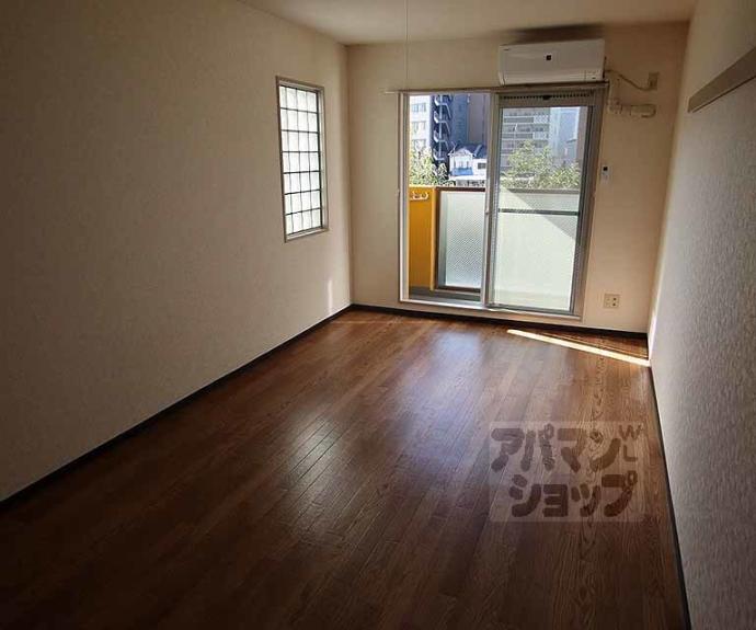 【カーサヴェルデ西大路五条】間取