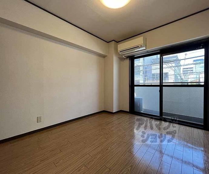 【ドルフィンⅤ】間取