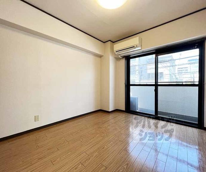 【ドルフィンⅤ】間取