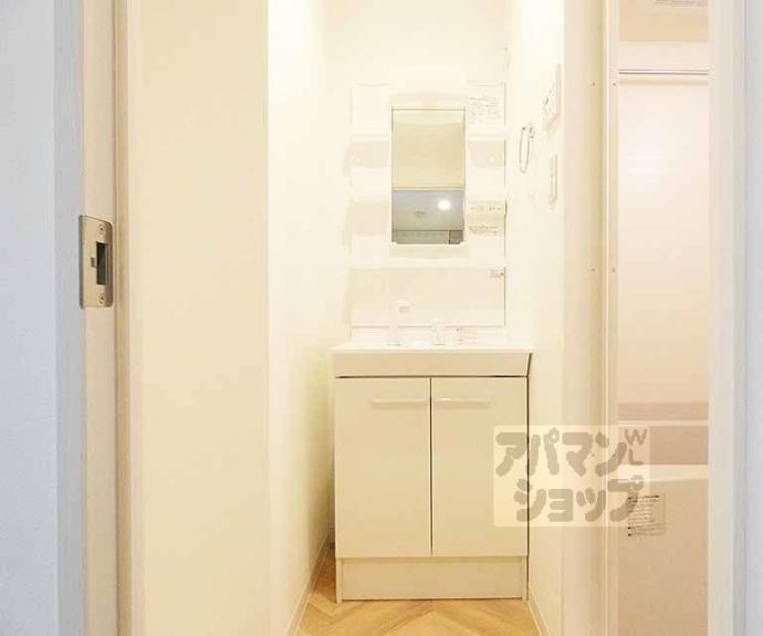 【エントランスライフ同志社西】間取