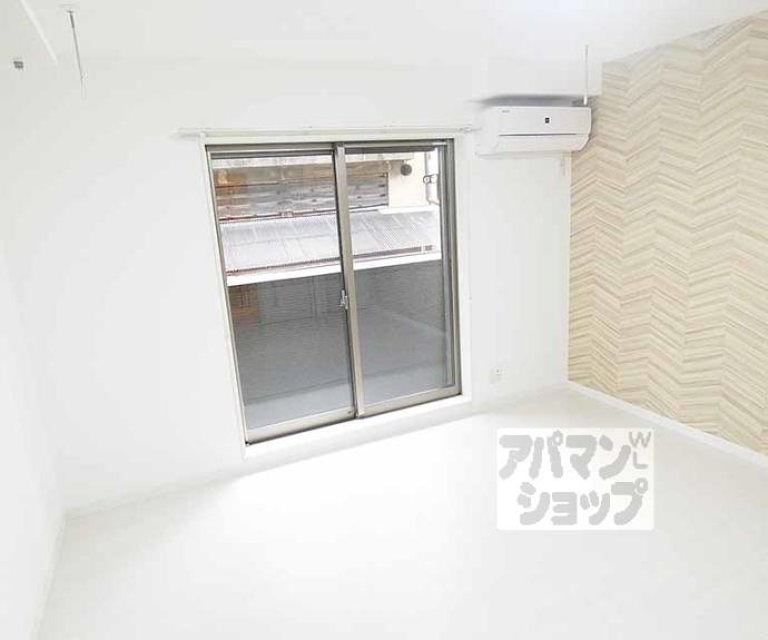 【エントランスライフ同志社西】間取