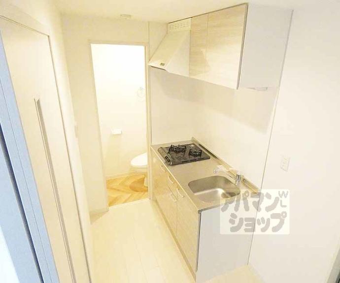 【エントランスライフ同志社西】間取