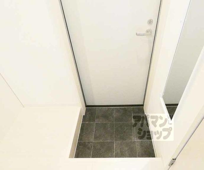 【エントランスライフ同志社西】間取