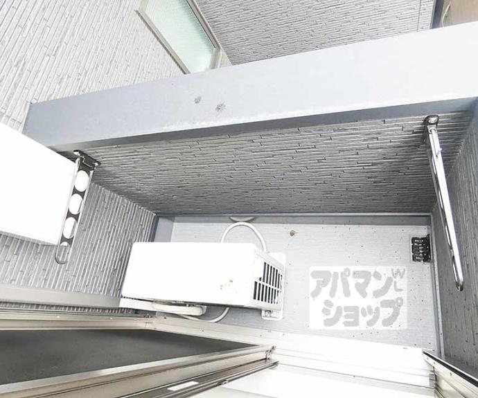 【エントランスライフ同志社西】間取