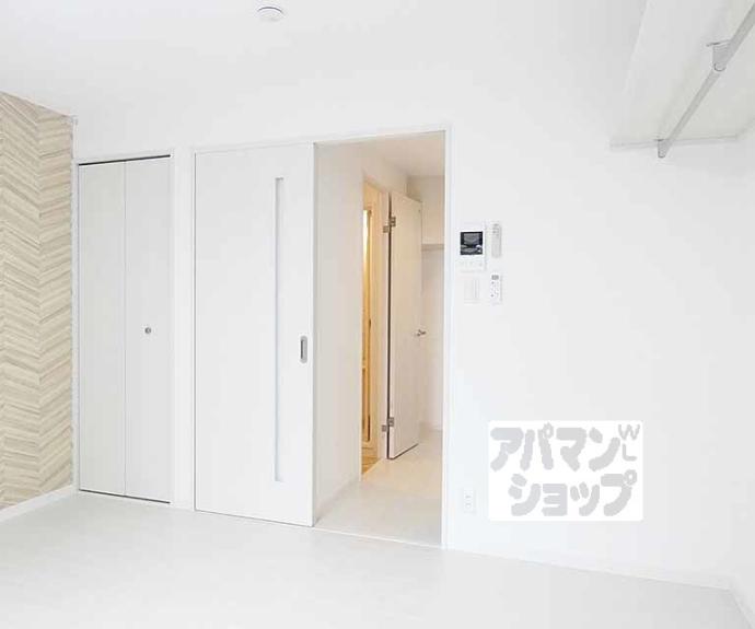 【エントランスライフ同志社西】間取