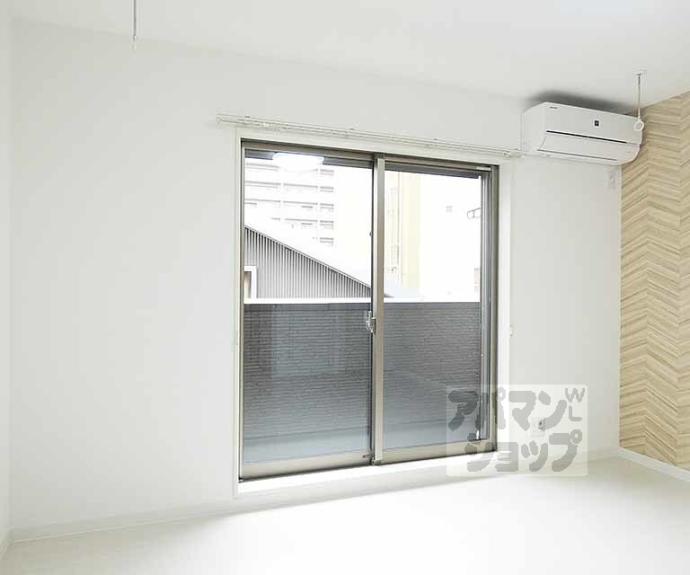 【エントランスライフ同志社西】間取