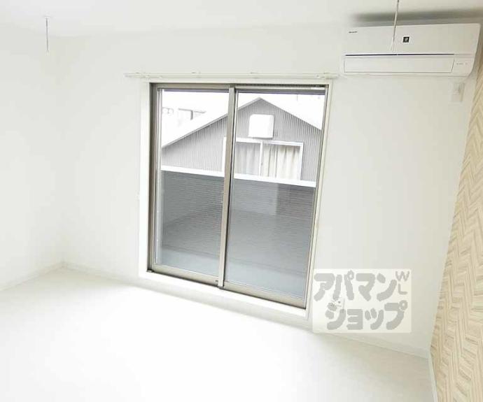 【エントランスライフ同志社西】間取