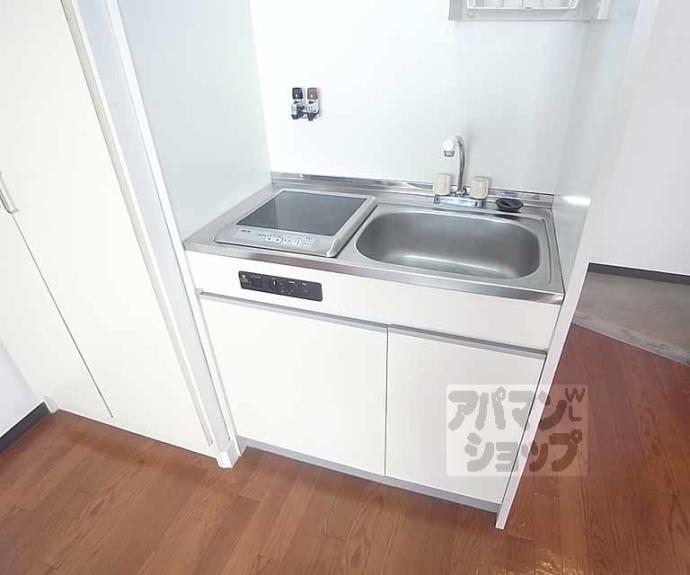 【ベルファム西院】間取