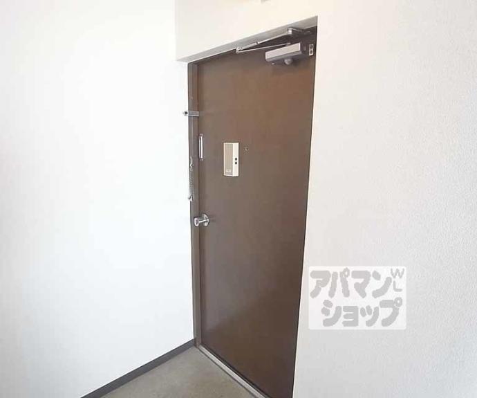 【ベルファム西院】間取