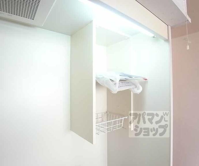 【ベルファム西院】間取