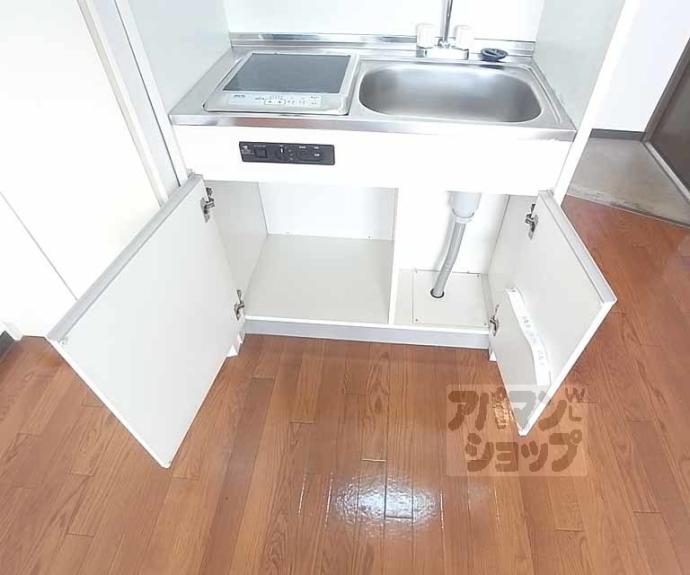 【ベルファム西院】間取