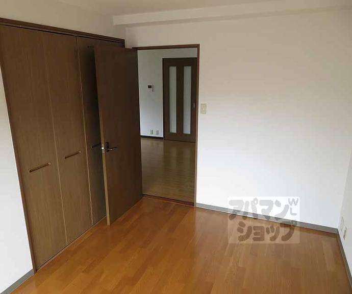 【カーセン２２】間取