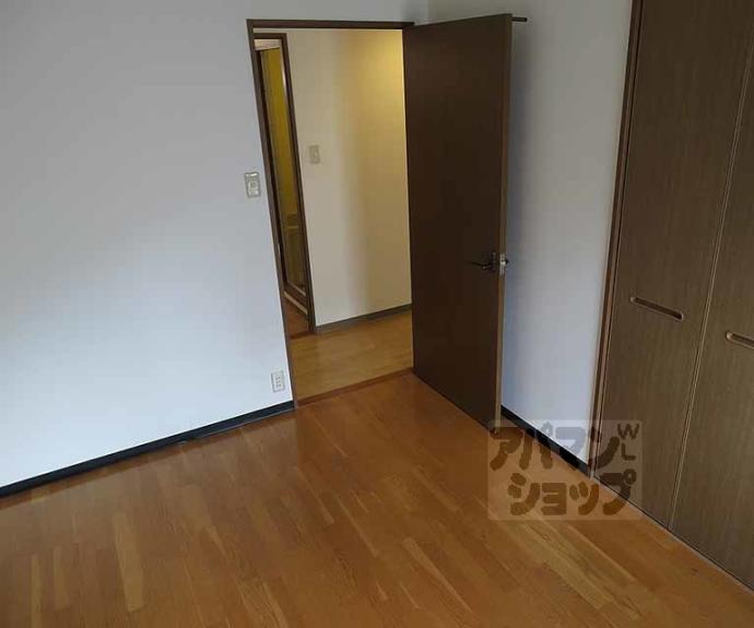 【カーセン２２】間取