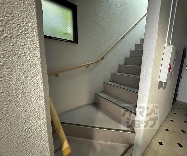 プルシャン西京極