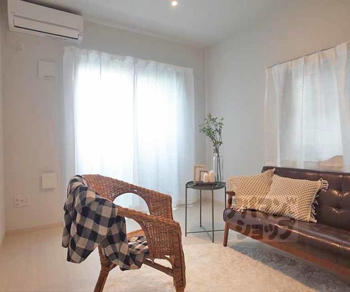 【クオリエ京大前】間取