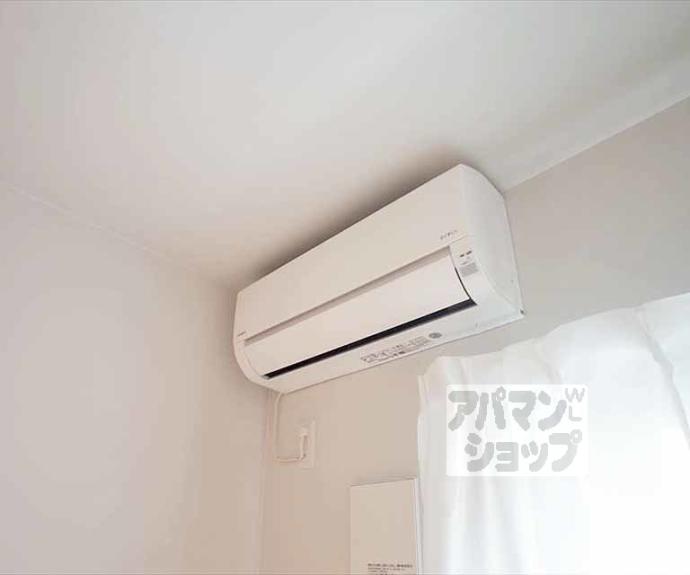 【クオリエ京大前】間取