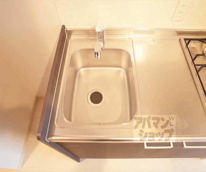 【クオリエ京大前】間取