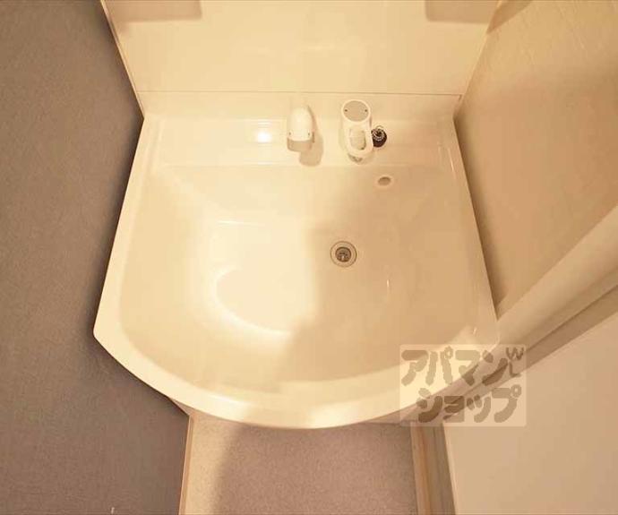 【クオリエ京大前】間取