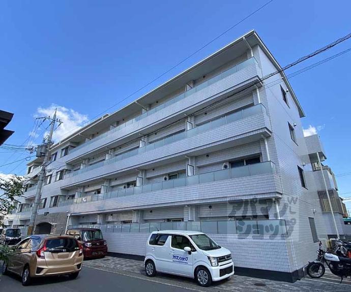 【カーサフィオーレ桂】間取