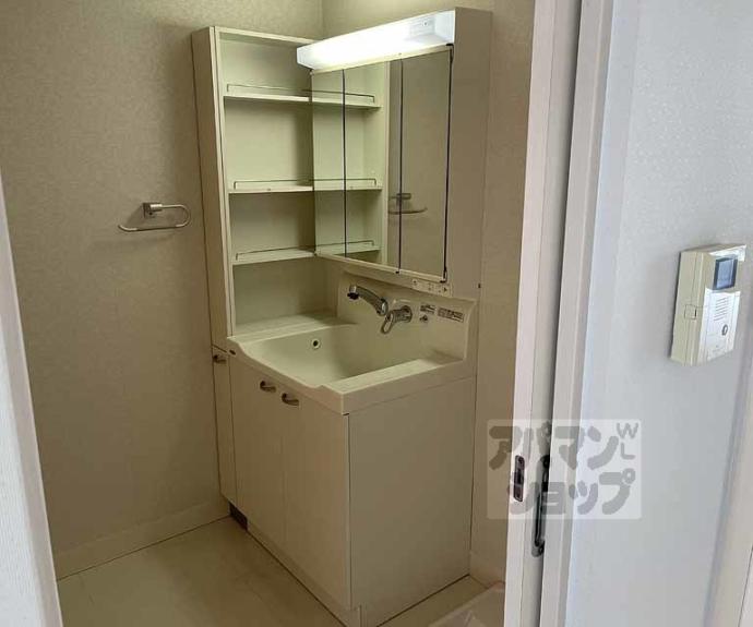 【カーサフィオーレ桂】間取