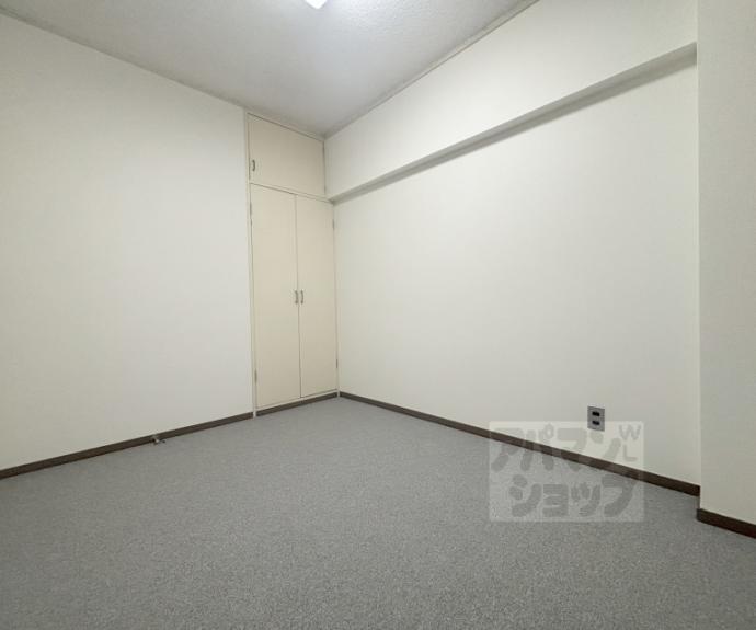 【デラシオン御室】間取